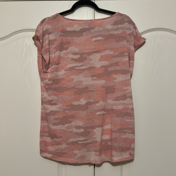 Lucky Brand Pink Camo Women's Top size Large - Picture 5 of 7